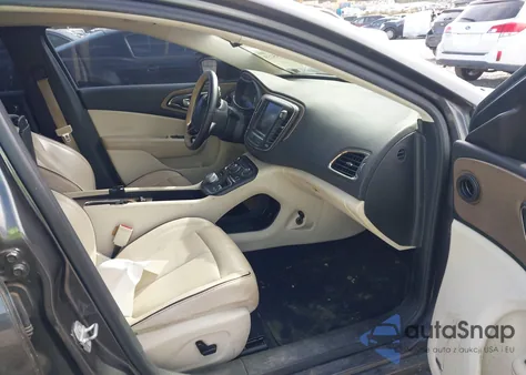 2015 Chrysler 200 C from USA, damaged, VIN 1C3CCCEG7FN542742